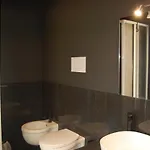 Dimora 81 Bed and Breakfast 3*