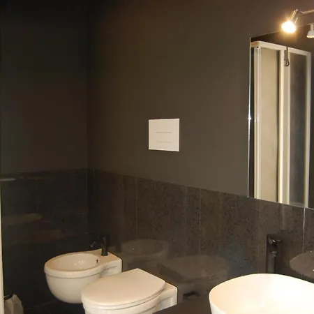 Dimora 81 Bed & Breakfast *